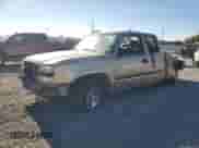 2004 Chevrolet Silverado 1500 с VIN 1GCEC19X84Z307355, выставлен на аукционе Copart как лот 67792175 с пробегом Не указан миль и Списание • Salvage title. История ставок и продаж доступна на DreamBid. Изображение 1.