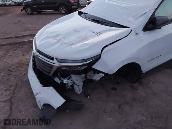 2024 Chevrolet Equinox LS z VIN 3GNAX5EG6RL257769, wystawiony jako IAAI lot #41206772 z przebiegiem 826 mil mil oraz . Historia ofert i sprzedaży dostępna na DreamBid. Obrazek 6.