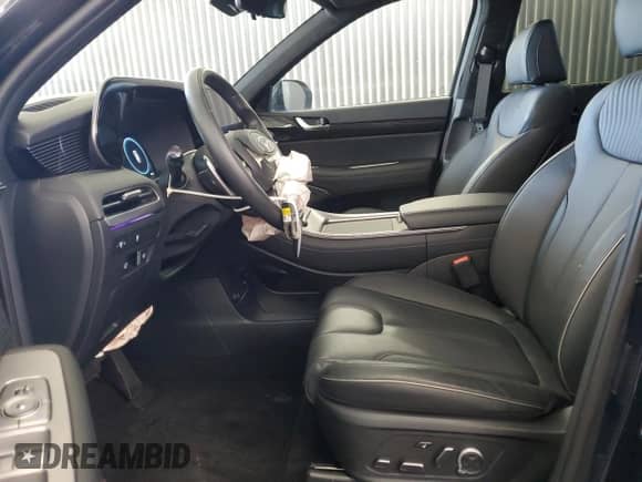 2024 Hyundai Palisade Calligraphy z VIN KM8R74GE7RU682145, wystawiony jako Copart lot #80281115 z przebiegiem 4 605 mil mil oraz Nie do naprawy • Non repairable. Historia ofert i sprzedaży dostępna na DreamBid. Obrazek 7.