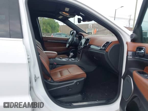 2020 Jeep Grand Cherokee High Altitude z VIN 1C4RJFCT8LC420220, wystawiony jako IAAI lot #43282573 z przebiegiem 93 009 mil mil oraz . Historia ofert i sprzedaży dostępna na DreamBid. Obrazek 5.