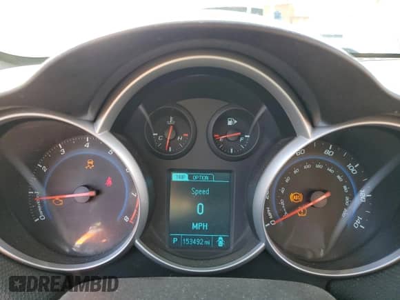 2013 Chevrolet Cruze 1LT z VIN 1G1PC5SB2D7133236, wystawiony jako Copart lot #84837645 z przebiegiem 153 492 mil mil oraz Czysty tytuł • Clean title. Historia ofert i sprzedaży dostępna na DreamBid. Obrazek 9.