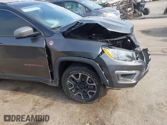 2019 Jeep Compass Trailhawk с VIN 3C4NJDDB4KT721966, выставлен на аукционе IAAI как лот 42974898 с пробегом 119 602 миль миль и . История ставок и продаж доступна на DreamBid. Изображение 17.