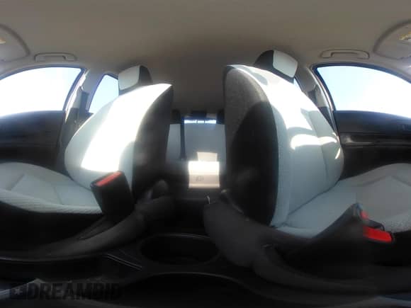 2015 Toyota Prius One z VIN JTDKDTB39F1096378, wystawiony jako IAAI lot #42947064 z przebiegiem 174 105 mil mil oraz . Historia ofert i sprzedaży dostępna na DreamBid. Obrazek 19.