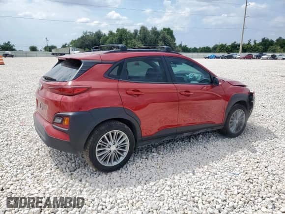 2021 Hyundai Kona SEL with VIN KM8K22AA9MU640305, listed as a Copart auction lot 69599765 with 31,962 mi miles and Salvage title. Bid and sale history available at DreamBid. Image 3.
