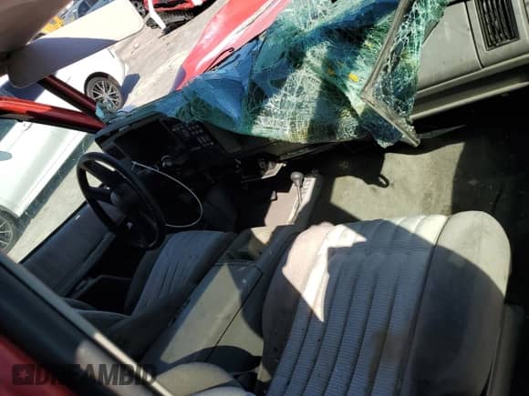 1994 Chevrolet Silverado 2500 с VIN 2GCFK29KXR1311165, выставлен на аукционе Copart как лот 63323395 с пробегом 203 177 миль миль и Списание • Salvage title. История ставок и продаж доступна на DreamBid. Изображение 8.