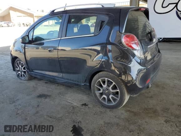 2015 Chevrolet Spark LT z VIN KL8CF6S95FC754506, wystawiony jako Copart lot #55700285 z przebiegiem 76 227 mil mil oraz Szkoda całkowita • Salvage title. Historia ofert i sprzedaży dostępna na DreamBid. Obrazek 2.