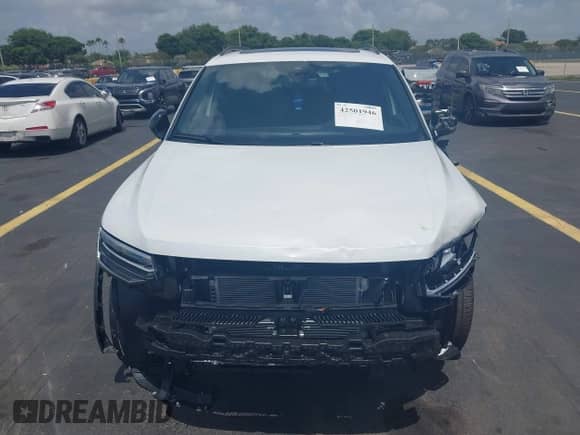 2024 Volkswagen Tiguan SE R-Line Black с VIN 3VVCB7AX5RM172323, выставлен на аукционе IAAI как лот 42501946 с пробегом 4 497 миль миль и . История ставок и продаж доступна на DreamBid. Изображение 13.