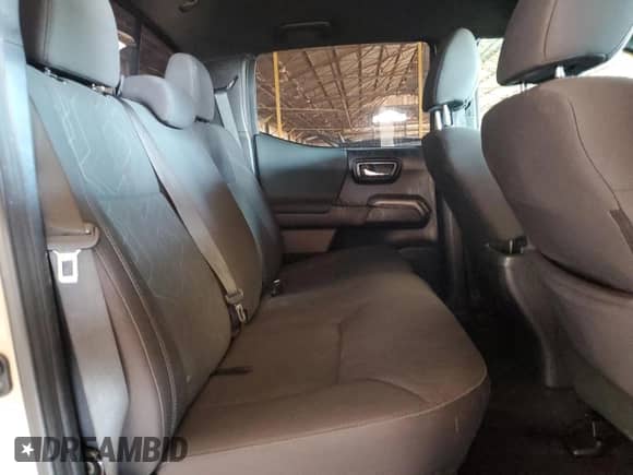 2019 Toyota Tacoma SR with VIN 3TMCZ5AN7KM202277, listed as a Copart auction lot 84579625 with 135,078 mi miles and Salvage title. Bid and sale history available at DreamBid. Image 10.