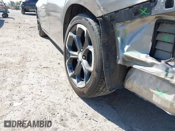 2022 Chevrolet Malibu LT z VIN 1G1ZD5ST7NF167565, wystawiony jako IAAI lot #43365428 z przebiegiem 52 285 mil mil oraz . Historia ofert i sprzedaży dostępna na DreamBid. Obrazek 17.