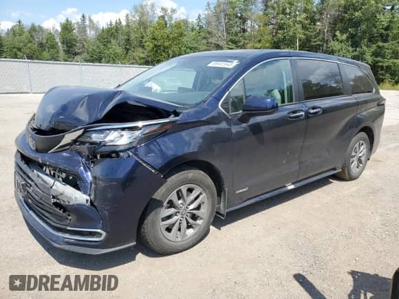 2021 Toyota Sienna LE z VIN 5TDGRKEC8MS058721, wystawiony jako Copart lot #68441645 z przebiegiem 196 703 mil mil oraz Czysty tytuł • Clean title. Historia ofert i sprzedaży dostępna na DreamBid. Obrazek 1.