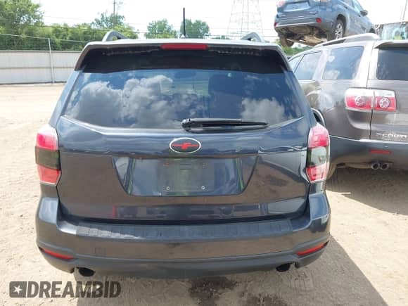 2015 Subaru Forester XT Premium z VIN JF2SJGDCXFH552071, wystawiony jako IAAI lot #42892071 z przebiegiem 116 909 mil mil oraz . Historia ofert i sprzedaży dostępna na DreamBid. Obrazek 17.