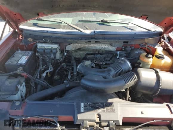 2008 Ford F-150 STX с VIN 1FTRX12WX8FA92124, выставлен на аукционе Copart как лот 86117905 с пробегом 221 715 миль миль и Списание • Salvage title. История ставок и продаж доступна на DreamBid. Изображение 11.