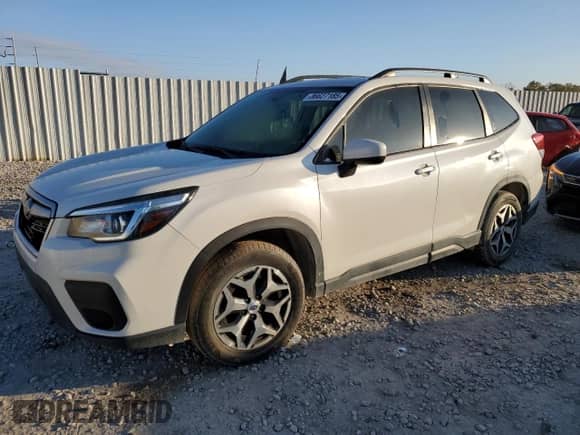 2020 Subaru Forester Premium z VIN JF2SKAJC9LH442946, wystawiony jako Copart lot #86627185 z przebiegiem 116 583 mil mil oraz Czysty tytuł • Clean title. Historia ofert i sprzedaży dostępna na DreamBid. Obrazek 1.