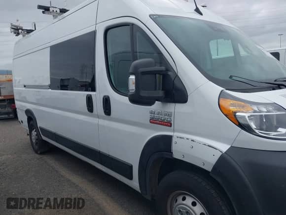 2022 Ram ProMaster Cargo с VIN 3C6MRVJGXNE138215, выставлен на аукционе IAAI как лот 42031115 с пробегом 51 950 миль миль и . История ставок и продаж доступна на DreamBid. Изображение 13.