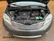 2014 Toyota Sienna XLE with VIN 5TDYK3DC8ES463575, listed as a Copart auction lot 87035855 with 204,137 mi miles and Clean title. Bid and sale history available at DreamBid. Image 7.