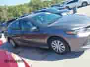 2019 Toyota Camry Hybrid LE с VIN 4T1B31HK9KU510852, выставлен на аукционе IAAI как лот 43390080 с пробегом 182 972 миль миль и . История ставок и продаж доступна на DreamBid. Изображение 13.