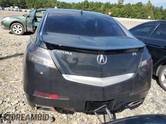 2010 Acura TL Technology с VIN 19UUA8F51AA017080, выставлен на аукционе Copart как лот 80750915 с пробегом 133 481 миль миль и Списание • Salvage title. История ставок и продаж доступна на DreamBid. Изображение 6.