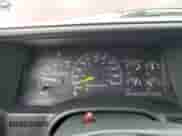 1996 GMC Sierra 1500 z VIN 2GTEC19R8T1529807, wystawiony jako Copart lot #66665385 z przebiegiem 162 241 mil mil oraz Nie do naprawy • Non repairable. Historia ofert i sprzedaży dostępna na DreamBid. Obrazek 9.