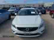 2017 Volvo S60 Dynamic с VIN YV126MFL6H2421473, выставлен на аукционе IAAI как лот 42591303 с пробегом 152 373 миль миль и . История ставок и продаж доступна на DreamBid. Изображение 6.