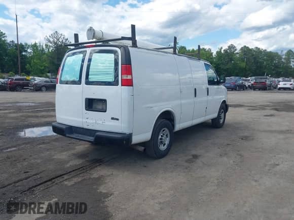 2012 Chevrolet Express Cargo with VIN 1GCZGTBG4C1179172, listed as a IAAI auction lot 42344866 with 257,396 mi miles and . Bid and sale history available at DreamBid. Image 4.
