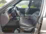 1998 Jeep Grand Cherokee Limited z VIN 1J4GZ78S2WC222768, wystawiony jako Copart lot #73942154 z przebiegiem Nie podano mil oraz Szkoda całkowita • Salvage title. Historia ofert i sprzedaży dostępna na DreamBid. Obrazek 7.