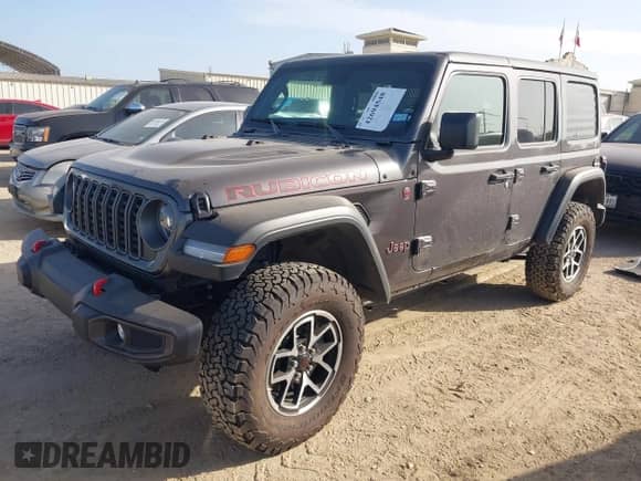 2025 Jeep Wrangler Rubicon с VIN 1C4PJXFNXSW532895, выставлен на аукционе IAAI как лот 42694548 с пробегом 1 886 миль миль и . История ставок и продаж доступна на DreamBid. Изображение 17.