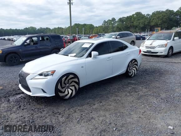 2015 Lexus IS 250 with VIN JTHBF1D22F5053303, listed as a IAAI auction lot 43276704 with 159,013 mi miles and . Bid and sale history available at DreamBid. Image 17.