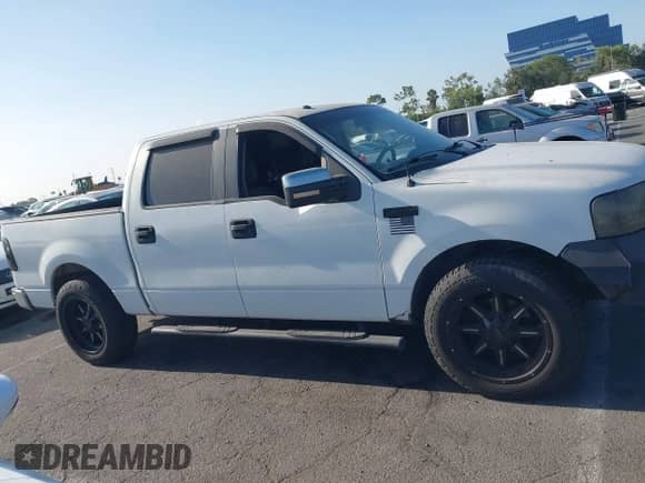 2008 Ford F-150 XLT с VIN 1FTPW12508FC00669, выставлен на аукционе IAAI как лот 42853670 с пробегом 144 497 миль миль и . История ставок и продаж доступна на DreamBid. Изображение 13.