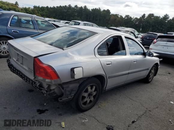 2002 Volvo S60 с VIN YV1RH58D822107027, выставлен на аукционе Copart как лот 73042094 с пробегом Не указан миль и Списание • Salvage title. История ставок и продаж доступна на DreamBid. Изображение 3.