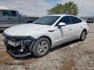 2025 Hyundai Sonata SE с VIN KMHL24JA1SA500795, выставлен на аукционе Copart как лот 65525345 с пробегом 2 821 миль миль и Списание • Salvage title. История ставок и продаж доступна на DreamBid. Изображение 1.
