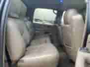 2005 GMC Sierra 1500 SLT z VIN 2GTEC13TX51146328, wystawiony jako Copart lot #43947725 z przebiegiem 350 898 mil mil oraz Szkoda całkowita • Salvage title. Historia ofert i sprzedaży dostępna na DreamBid. Obrazek 11.