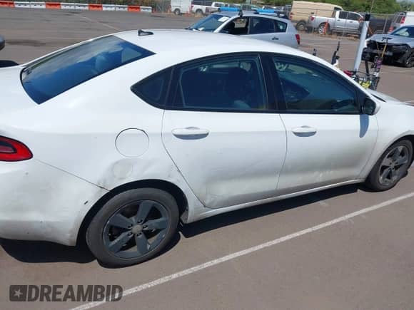 2016 Dodge Dart SXT z VIN 1C3CDFBA6GD584468, wystawiony jako IAAI lot #43307891 z przebiegiem 137 504 mil mil oraz . Historia ofert i sprzedaży dostępna na DreamBid. Obrazek 6.