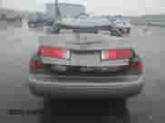 2001 Toyota Camry LE z VIN 4T1BF22K11U118582, wystawiony jako Copart lot #86474665 z przebiegiem 270 131 mil mil oraz Szkoda całkowita • Salvage title. Historia ofert i sprzedaży dostępna na DreamBid. Obrazek 6.