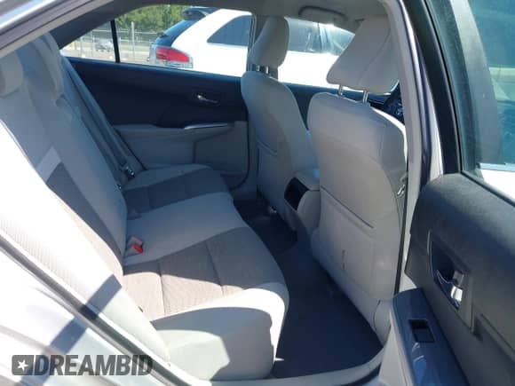 2013 Toyota Camry LE z VIN 4T1BD1FK7DU091564, wystawiony jako IAAI lot #43095022 z przebiegiem 103 132 mil mil oraz . Historia ofert i sprzedaży dostępna na DreamBid. Obrazek 8.