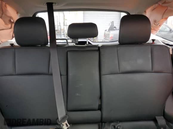 2014 Subaru Forester Limited z VIN JF2SJAHCXEH420272, wystawiony jako Copart lot #84706825 z przebiegiem 187 501 mil mil oraz Szkoda całkowita • Salvage title. Historia ofert i sprzedaży dostępna na DreamBid. Obrazek 10.