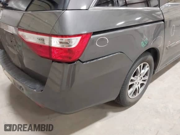 2013 Honda Odyssey EX-L with VIN 5FNRL5H64DB086473, listed as a IAAI auction lot 43502520 with 135,755 mi miles and . Bid and sale history available at DreamBid. Image 18.