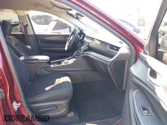 2023 Jeep Grand Cherokee Laredo with VIN 1C4RJKAG0P8813202, listed as a IAAI auction lot 42948609 with 45,626 mi miles and . Bid and sale history available at DreamBid. Image 5.