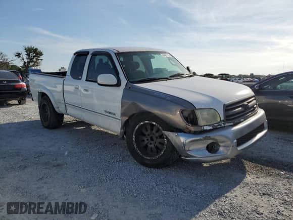 2001 Toyota Tundra Limited z VIN 5TBBT48151S140587, wystawiony jako Copart lot #64481115 z przebiegiem 247 510 mil mil oraz Szkoda całkowita • Salvage title. Historia ofert i sprzedaży dostępna na DreamBid. Obrazek 4.