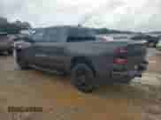 2021 Ram 1500 Big Horn z VIN 1C6RREFT5MN684216, wystawiony jako Copart lot #70732315 z przebiegiem 76 077 mil mil oraz Szkoda całkowita • Salvage title. Historia ofert i sprzedaży dostępna na DreamBid. Obrazek 2.