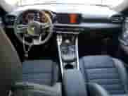 2024 Dodge Hornet GT z VIN ZACNDFAN1R3A39671, wystawiony jako Copart lot #42924435 z przebiegiem 18 123 mil mil oraz Czysty tytuł • Clean title. Historia ofert i sprzedaży dostępna na DreamBid. Obrazek 8.