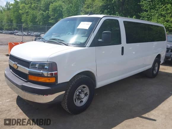 2017 Chevrolet Express Passenger LT с VIN 1GAZGPFF0H1263692, выставлен на аукционе IAAI как лот 42187605 с пробегом 76 995 миль миль и . История ставок и продаж доступна на DreamBid. Изображение 2.