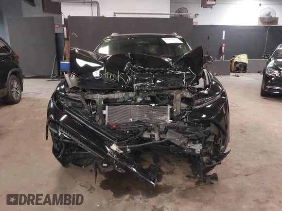 2024 Chevrolet Equinox EV LT z VIN 3GN7DLRP1RS247819, wystawiony jako IAAI lot #42432618 z przebiegiem 11 495 mil mil oraz . Historia ofert i sprzedaży dostępna na DreamBid. Obrazek 12.