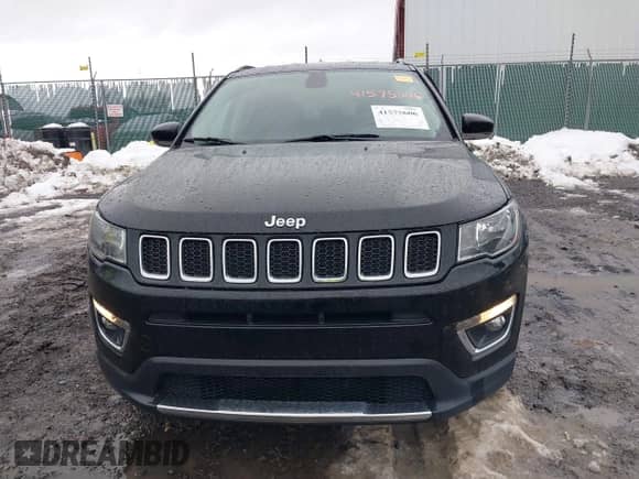 2019 Jeep Compass Limited with VIN 3C4NJCCB2KT667174, listed as a IAAI auction lot 41575606 with 110,995 mi miles and . Bid and sale history available at DreamBid. Image 13.