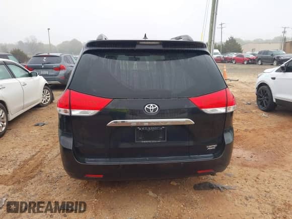 2012 Toyota Sienna XLE with VIN 5TDDK3DC3CS030466, listed as a IAAI auction lot 41914368 with 174,512 mi miles and . Bid and sale history available at DreamBid. Image 16.