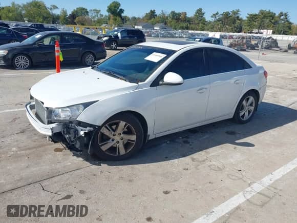 2014 Chevrolet Cruze Diesel with VIN 1G1P75SZ0E7100075, listed as a IAAI auction lot 43389906 with 199,606 mi miles and . Bid and sale history available at DreamBid. Image 2.