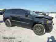 2017 Jeep Grand Cherokee Altitude z VIN 1C4RJEAG8HC953210, wystawiony jako Copart lot #52887695 z przebiegiem Nie podano mil oraz Szkoda całkowita • Salvage title. Historia ofert i sprzedaży dostępna na DreamBid. Obrazek 4.