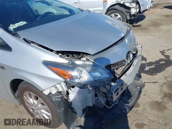 2015 Toyota Prius Advanced z VIN JTDKN3DP7F3072386, wystawiony jako IAAI lot #41860795 z przebiegiem 152 302 mil mil oraz . Historia ofert i sprzedaży dostępna na DreamBid. Obrazek 6.