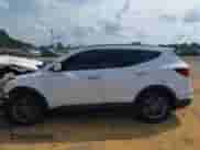 2018 Hyundai Santa Fe 2.4L с VIN 5NMZUDLB2JH069726, выставлен на аукционе IAAI как лот 42809392 с пробегом 95 205 миль миль и . История ставок и продаж доступна на DreamBid. Изображение 13.