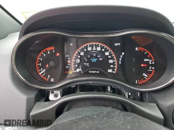 2019 Dodge Durango R/T with VIN 1C4SDJCT1KC853551, listed as a Copart auction lot 61114045 with 141,047 mi miles and Salvage title. Bid and sale history available at DreamBid. Image 9.