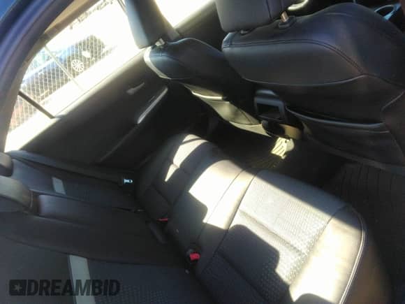 2013 Toyota Camry L with VIN 4T1BF1FK1DU264649, listed as a IAAI auction lot 43521540 with 247,672 mi miles and . Bid and sale history available at DreamBid. Image 8.